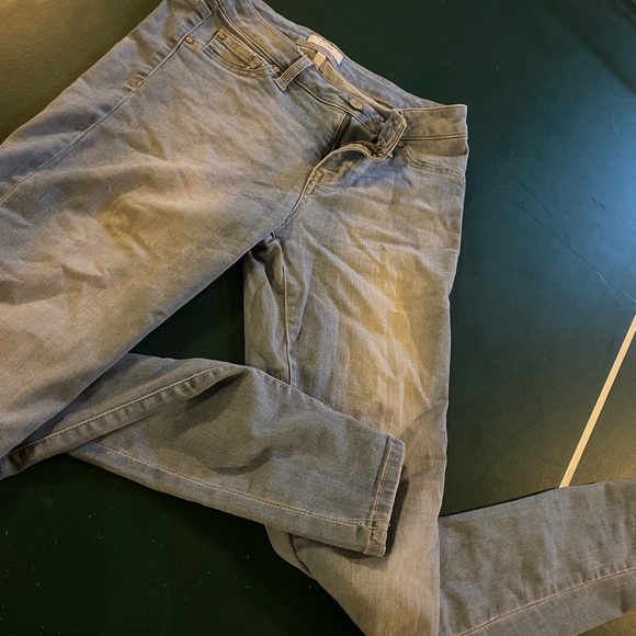 JEANS!!!!💘 - Picture 2 of 5